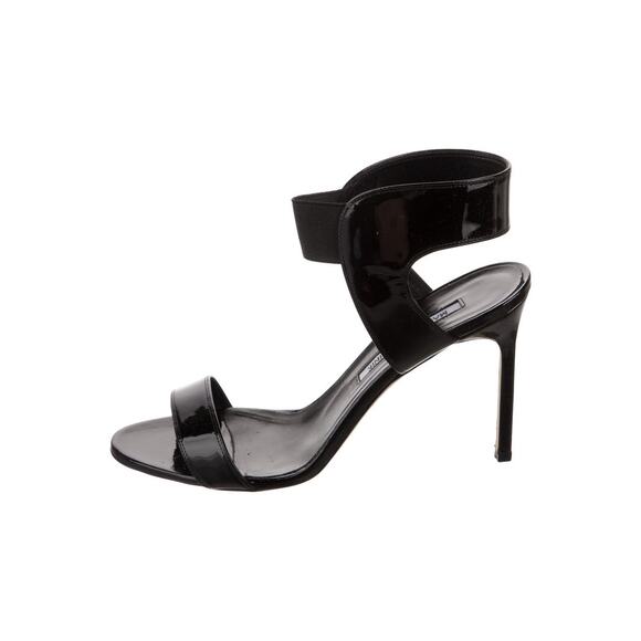 ❤️Manolo Blahnik Patent Leather Heels❤️